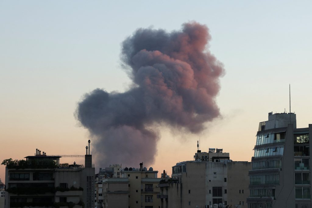 conflicto-en-oriente-proximo,-en-directo-|-el-ejercito-israeli-ataca-la-“sede-principal”-de-hezbola-en-beirut-y-afirma-que-estaba-situada-bajo-edificios-residenciales