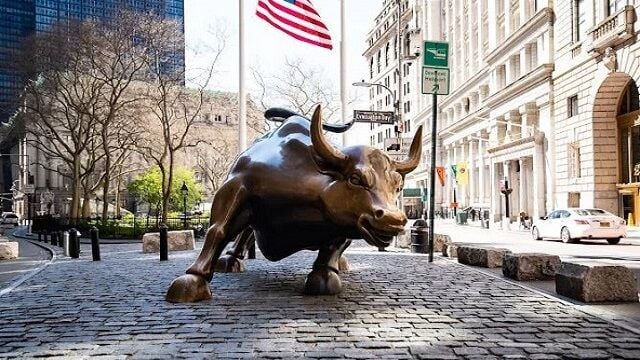 el-dow-jones-pulveriza-sus-maximos-previos-en-una-sesion-mixta-en-wall-street.-los-inversores-esperan-a-la-fed