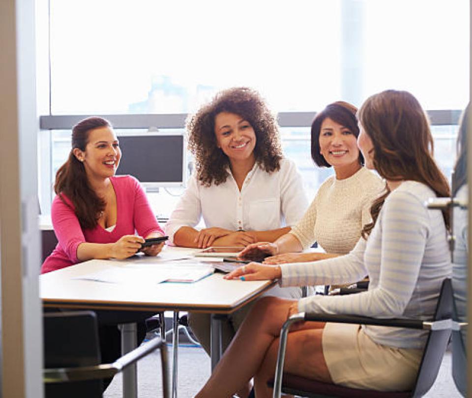 el-cesa-empieza-programa-de-liderazgo-dirigido-a-mujeres-jovenes