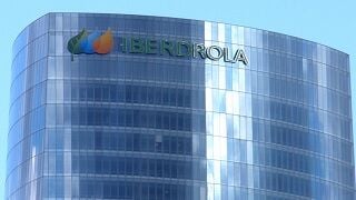 iberdrola-cierra-la-compra-de-la-distribuidora-britanica-enw