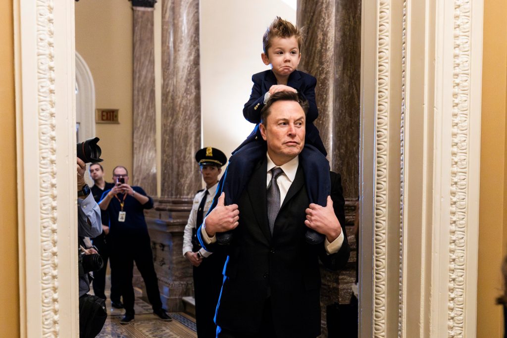 musk-y-ramaswamy-abogan-por-drasticos-recortes-de-gasto-publico-en-el-congreso