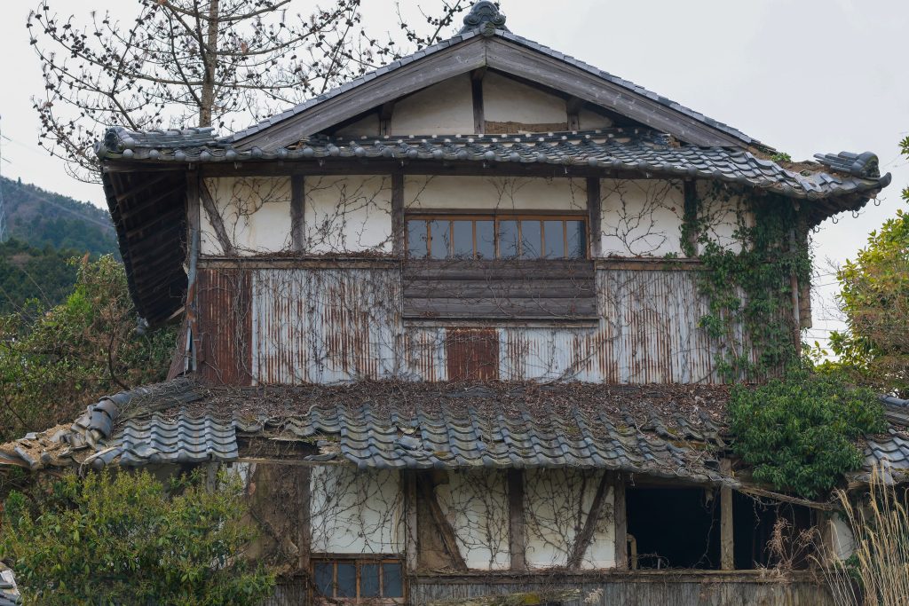 japon-se-llena-de-casas-vacias