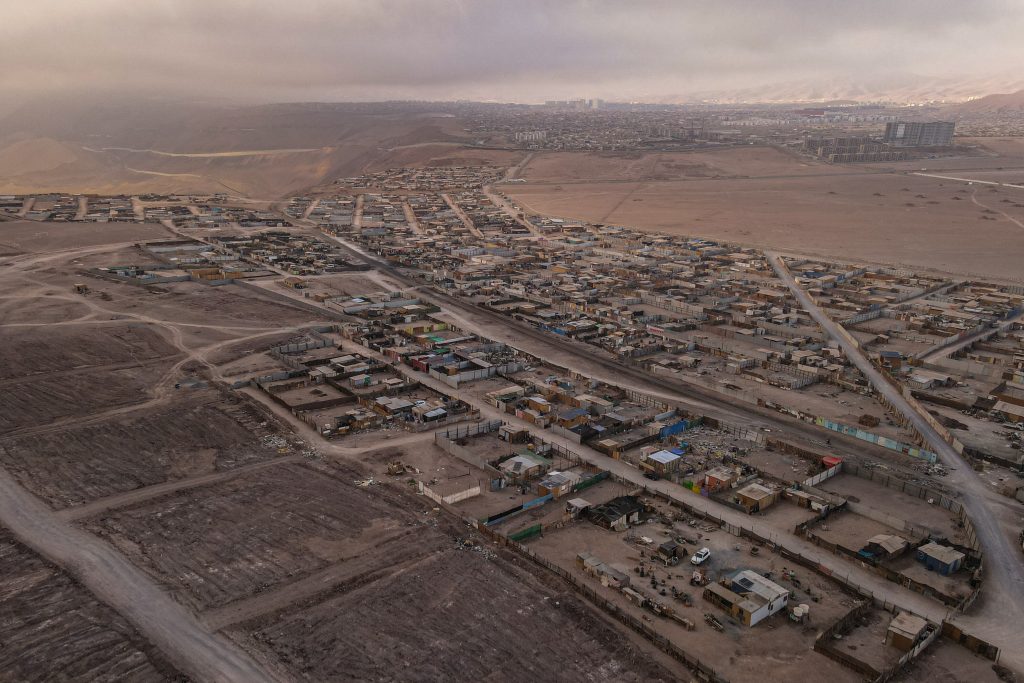 el-agua-de-la-niebla-mitigaria-la-sequia-de-las-zonas-mas-aisladas-y-aridas-del-mundo